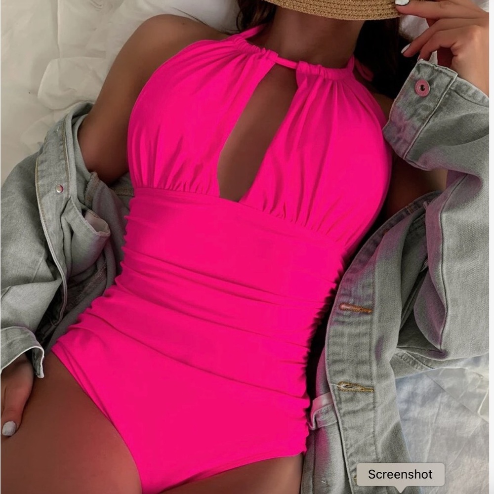 (M) SHEIN Hot Pink Halter Neck Bathingsuit